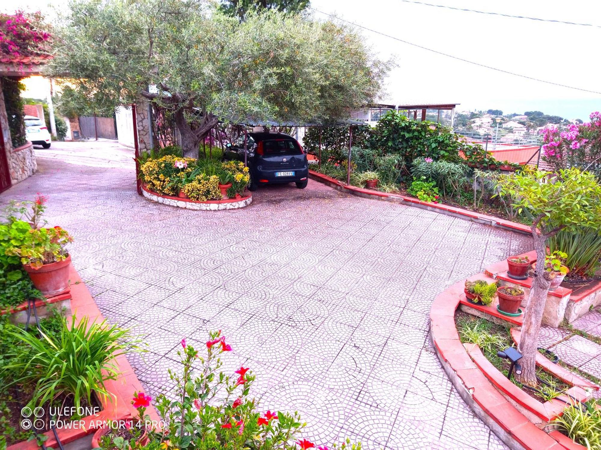 Green Villa Sand Beach Center Close Sea Veiw 체팔루 외부 사진